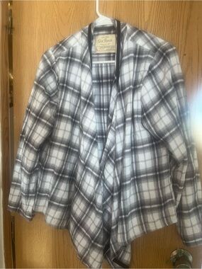 Black & White Plaid Women's Flannel western top large fall cozy